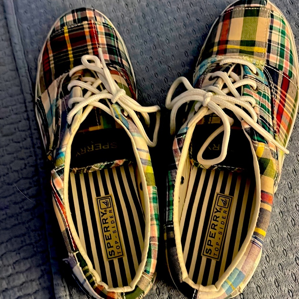 Sperry topsiders, plaid
